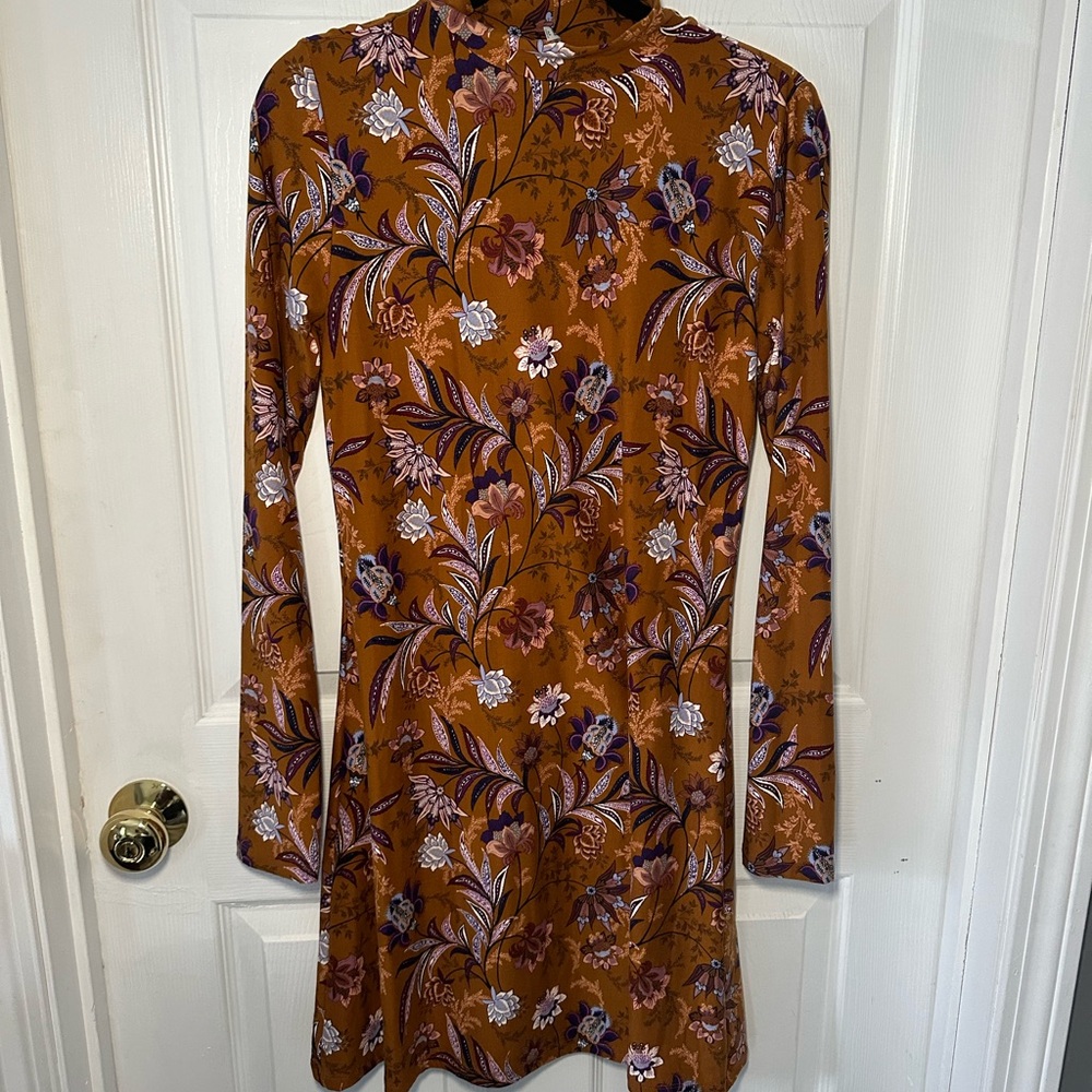 Long sleeve printed dress